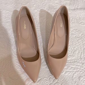 Aldo Stessy Stilettos- Nude patent- size 8.5